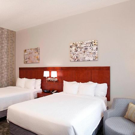 Courtyard By Marriott Charlotte Ballantyne Экстерьер фото
