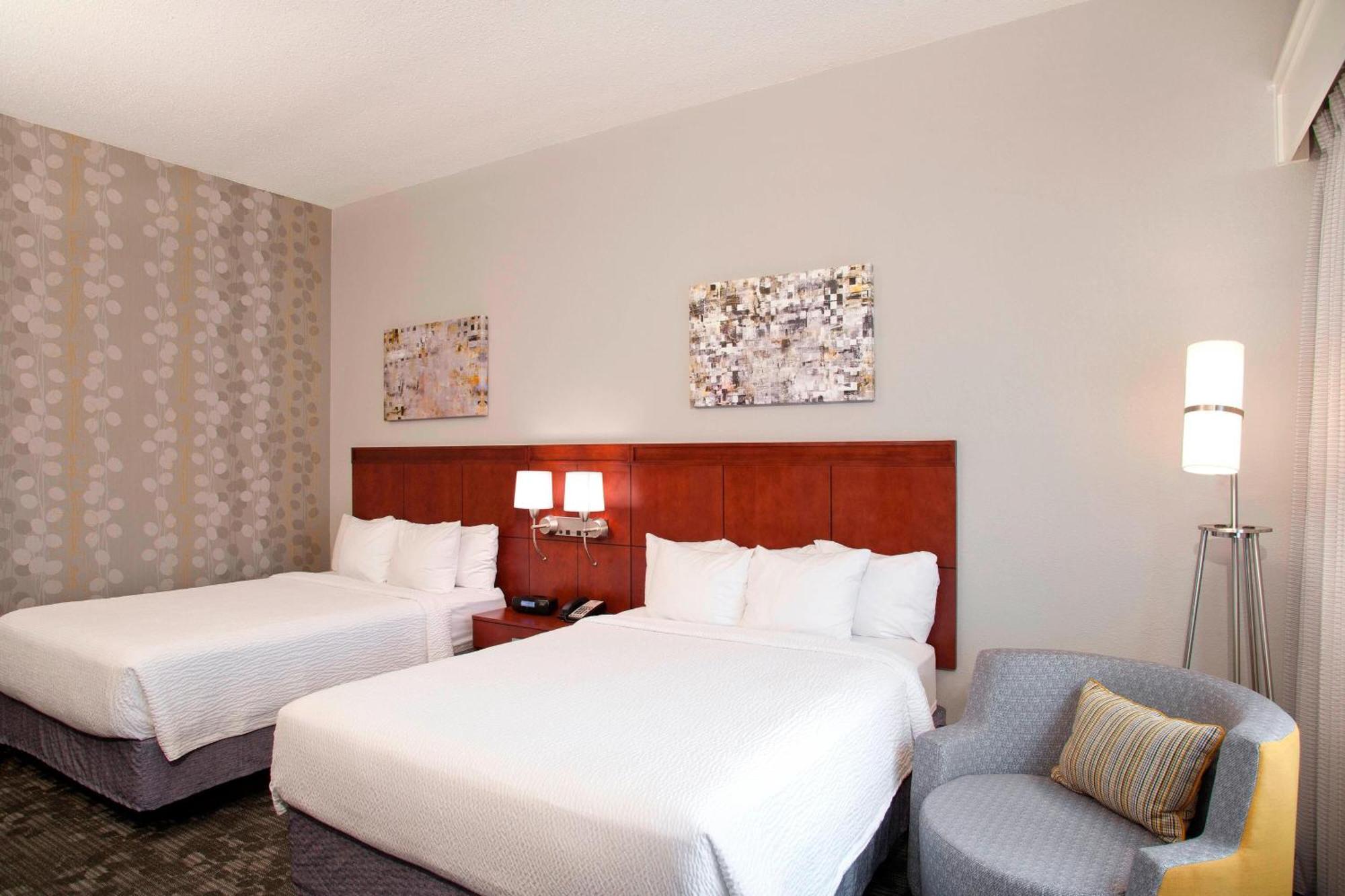 Courtyard By Marriott Charlotte Ballantyne Экстерьер фото