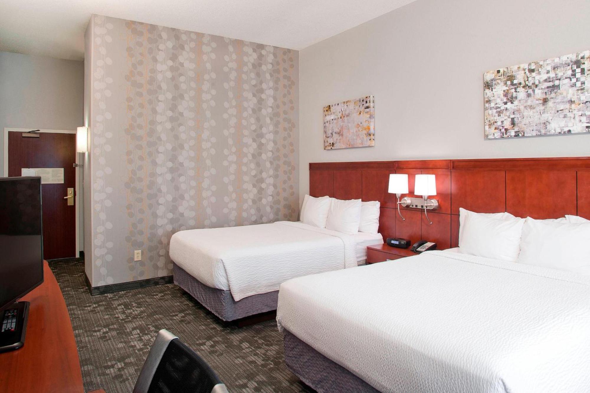 Courtyard By Marriott Charlotte Ballantyne Экстерьер фото